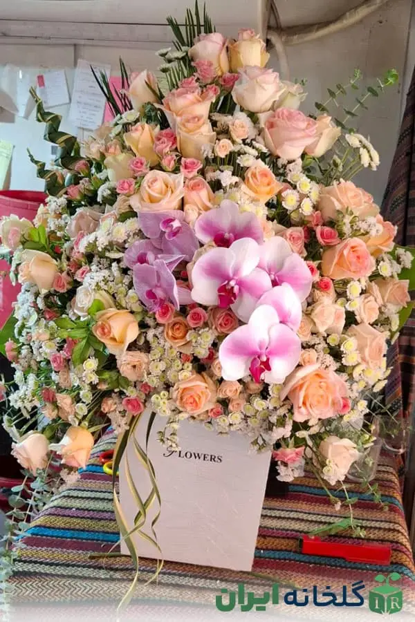 سفارش باکس گل لاکچری سفارش باکس گل لاکچری